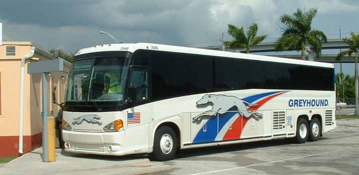 Greyhound MCI G4500